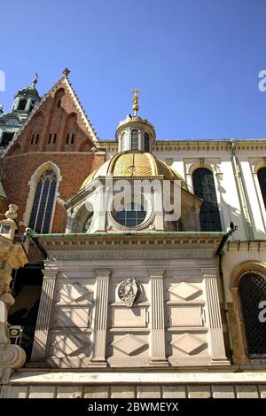 Royal Archcathedral Basilika des heiligen Stanislaus und Wenzel am Schloss Wawel. Krakau. Polen Stockfoto