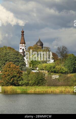 Kirche der Geburt der Jungfrau Maria in Wlodawa. Polen Stockfoto