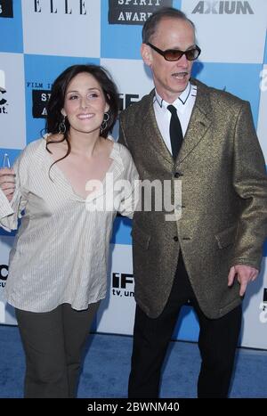 Ricki Lake und John Waters bei den 22. Film Independent Spirit Awards - Ankunft am Santa Monica Beach in Santa Monica, CA. Die Veranstaltung fand am Samstag, 24. Februar 2007 statt. Foto: SBM / PictureLux- Dateireferenz # 34006-2968SBMPLX Stockfoto