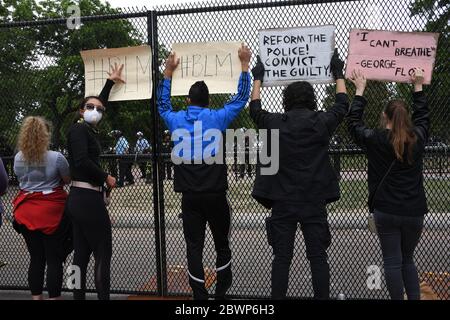 Washington, DC, USA. Juni 2020. 20. Juni - Washington DC die landesweiten Demonstrationen von Black Lives Matter dauern bis in den achten Tag des Protests gegen den Mord an George Floyd aus Minnesota an. Kredit: Christy Bowe/ZUMA Wire/Alamy Live News Stockfoto