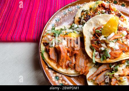 Original mexikanischen tacos al Pastor Stockfoto