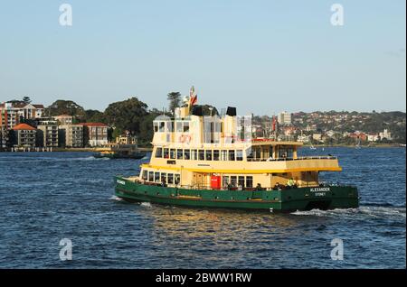 Sydney Transport Fähre Alexander segelt aus Circular Quay, Sydney. Stockfoto