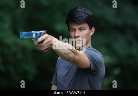 Joe Choong aus Großbritannien und dem Team GB bei einer Trainingseinheit in seinem Haus in Bath. Ausgabedatum: Mittwoch, 3. Juni 2020. Foto-Kredit sollte lauten: David Davies/PA Wire Stockfoto