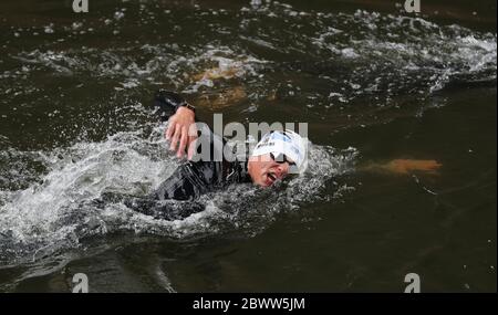 Joe Choong aus Großbritannien und dem Team GB trainieren im Fluss Avon unter Dundas Aqueduct während einer Trainingseinheit in Bath. Ausgabedatum: Mittwoch, 3. Juni 2020. Foto-Kredit sollte lauten: David Davies/PA Wire Stockfoto