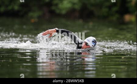 Joe Choong aus Großbritannien und dem Team GB trainieren im Fluss Avon unter Dundas Aqueduct während einer Trainingseinheit in Bath. Ausgabedatum: Mittwoch, 3. Juni 2020. Foto-Kredit sollte lauten: David Davies/PA Wire Stockfoto