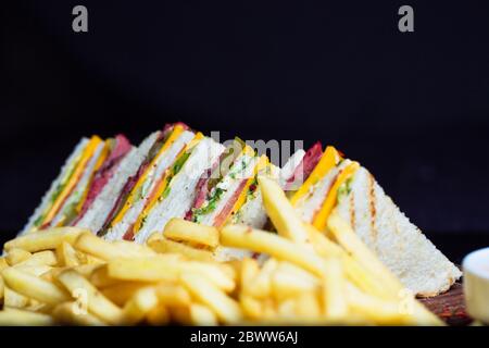 Sandwiches auf einem Brett Stockfoto