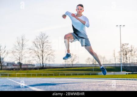 Sprungtraining des Athleten Stockfoto