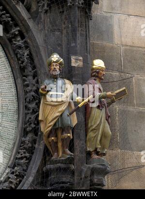 Mit mittelalterlichen Aposteluhr Orloj oder Praha in Prag/Praha Tschechische Republik. Stockfoto