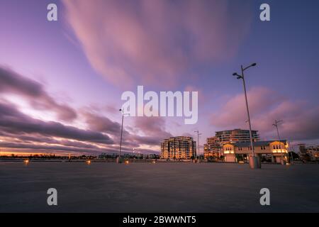 Stadt Melbourne. Stadtbild von Melbourne, Australien bei Sonnenuntergang im Sommer Stockfoto