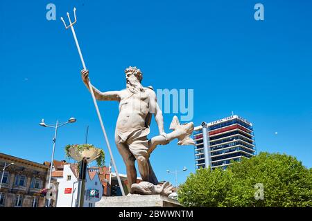 Steinstatue von Neptun im Zentrum in Bristol, England Stockfoto