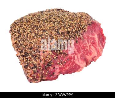 Roh Pfeffer und Salz bedeckt Rindfleisch Rumpel Joint auch als Picanha geschnitten und Sirloin Cap Fleisch auf einem weißen Hintergrund isoliert bekannt Stockfoto