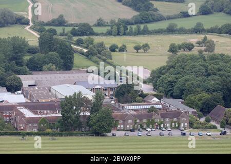 Blick auf das Plumpton College in East Sussex von den South Downs. 03. Juni 2020. Stockfoto