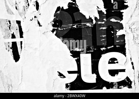 Alte leere zerrissene Poster Texturen Hintergründe Grunge zerknittert Papier vintage Collage Plakate leeren Raum für Text Hintergrund Oberfläche Stockfoto