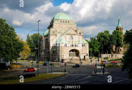 Essen, Ruhrgebiet, Nordrhein-Westfalen, Deutschland - die Alte Synagoge in der Essener Innenstadt ist heute das Haus der jüdischen Kultur in Essen. Essen Stockfoto