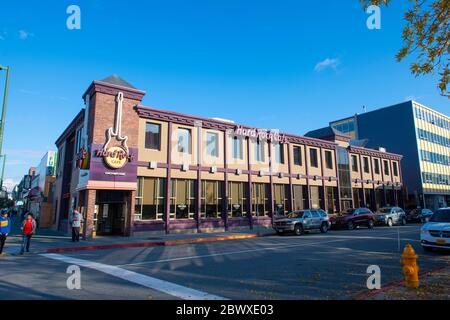 Hard Rock Cafe an der 4th Avenue in der E Street im historischen Stadtzentrum von Anchorage, Alaska, AK, USA. Stockfoto