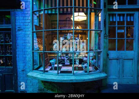 Innenaufnahmen in der Diagon Alley in der Harry Potter World Warner Bros Studio Tour Leavesden Watford, UK,Harry Potter, Studio Tour, Backstage, Objekte, Stockfoto