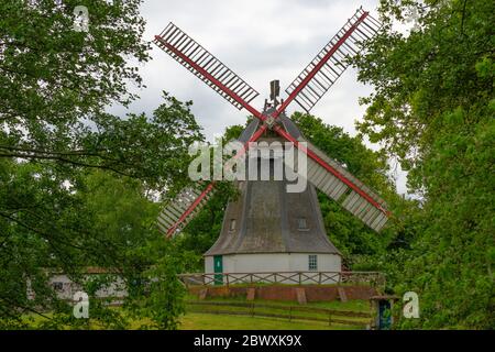 Worpsweder Mühle oder Worpswede Windmühle von 1838, Künstlerdorf Worpswede, Landkreis Osterholz, Niedersachsen, Deutschland Stockfoto