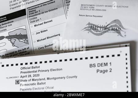 Ein arrangierte Foto eines Maryland Absentee Mail-in Stimmzettel für die 2020 Democratic Presidential Primary Election. Stockfoto