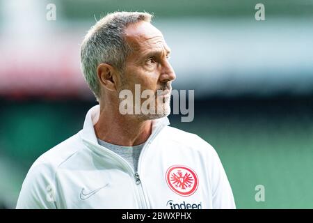 Bremen, Deutschland. 3. Juni 2020. firo Adi Hutter/Buetter (Einntracht Frankfurt #Headcoach/Coach) 03.06.2020, Fußball Bundesliga, Werder Bremen - Eintracht Frankfurt gumzmedia/ordphoto/POOL/firo. Kredit: dpa/Alamy Live News Stockfoto