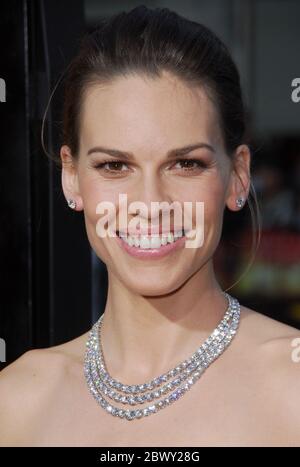 Hilary Swank bei der Premiere von 'The Reaping' in Los Angeles im Mann Village Theater in Westwood, CA. Die Veranstaltung fand am Donnerstag, 29. März 2007 statt. Foto: SBM / PictureLux- Dateireferenz # 34006-4358SBMPLX Stockfoto