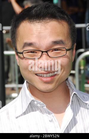 Raman Hui, Co-Regisseur bei der Premiere von Dreamworks 'Shrek the Third' in Los Angeles im Mann's Village Theater in Westwood, CA. Die Veranstaltung fand am Sonntag, 6. Mai 2007 statt. Foto: SBM / PictureLux- Dateireferenz # 34006-3810SBMPLX Stockfoto