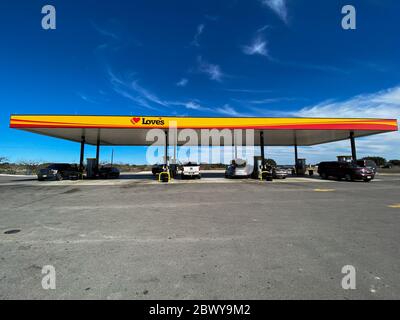 Sonora, TX/USA - 24.20: A Love's Truck Stop Gas Station in Sonora, Texas. Stockfoto