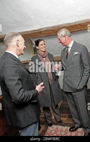 Prinz Charles der Prinz von Wales besucht am 31. Januar 2014 die Maesyronnen Chapel, die eine Meile nördlich von Glasbury-on-Wye, Powys, Wales liegt. Prin Stockfoto