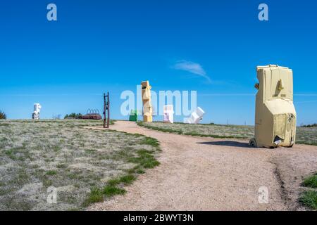 Alliance, NE, USA - 5. Mai 2019: Das Carhenge and Car Art Reserve Stockfoto