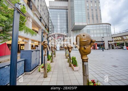 Takaoka City, Japan -AUG 8 2018:Statue von Doraemon no Sampo Machi. Stockfoto