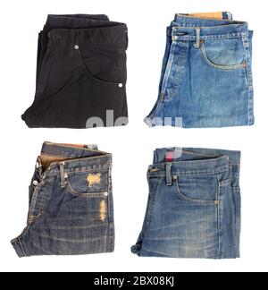 Draufsicht einer gefalteten Jeans isoliert auf weißem Hintergrund Stockfoto