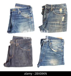 Draufsicht einer gefalteten Jeans isoliert auf weißem Hintergrund Stockfoto