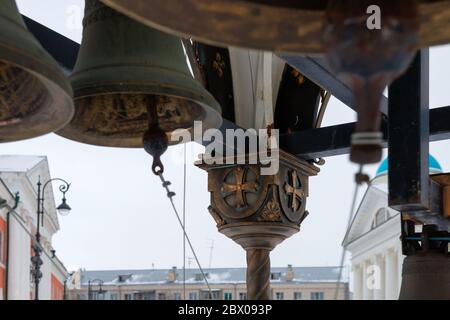 Glocken am Glockenturm des Kasan-Bogoroditski Klosters Stockfoto