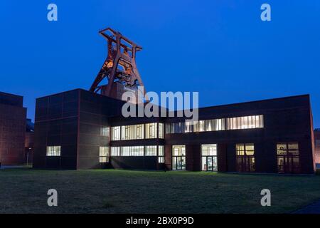 Zollverein in Essen, UNESCO-Weltkulturerbe, Doppeltrestergruben des Schachtes XII. Essen, Deutschland, Stockfoto