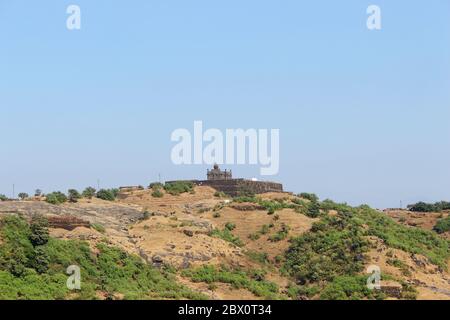 Blick auf Jagadishwar Tempel von Rajwada, Raigad Fort, Maharashtra, Indien Stockfoto