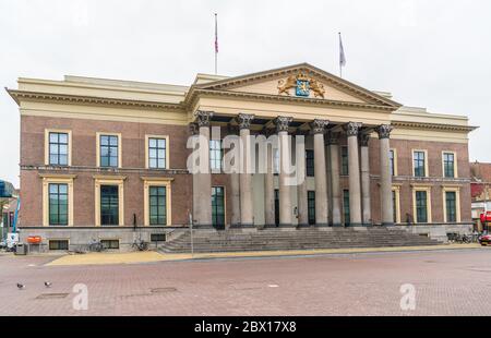 Leeuwarden, Niederlande, april 14 2018, Ortsvorfahrt am Gerichtsgebäude der Stadt Stockfoto