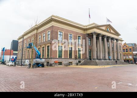 Leeuwarden, Niederlande, april 14 2018, Ortsvorfahrt am Gerichtsgebäude der Stadt Stockfoto