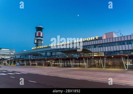 Rotterdam, Niederlande, 2. Juli 2017: Das Hauptgebäude des Flughafens Rotterdam Den Haag Stockfoto