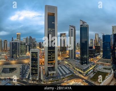 Luftaufnahme der westlichen Bucht von Doha City. Doha-Gebäude Stockfoto