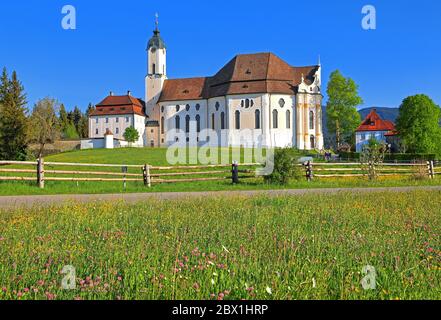 Wallfahrtskirche, Wieskirche, Steingaden, Romantische Straße, Pfaffenwinkel, Oberbayern, Bayern, Deutschland Stockfoto