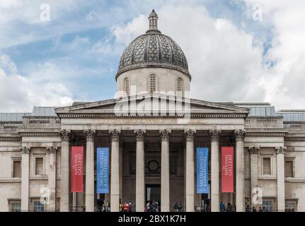 Trafalgar Square, National Gallery, London, England, Vereinigtes Königreich Stockfoto