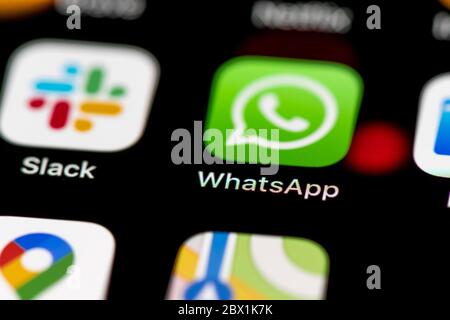 WhatsApp, App Icons auf einem Handy-Display, iPhone, Smartphone, Nahaufnahme Stockfoto