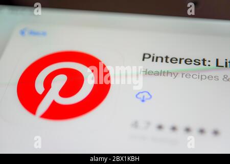 Pinterest App, soziales Netzwerk, App-Symbol, Screenshot, Smartphone, Detail, Vollbild Stockfoto