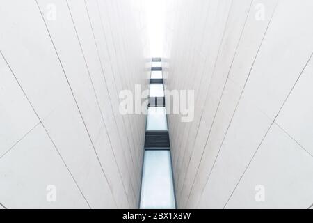 Stadtarchitektur. Nahaufnahme einer Skyscaper-Fassade Stockfoto