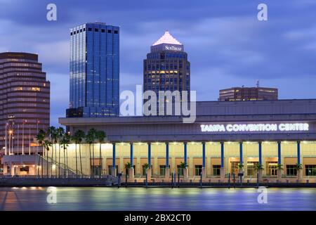 Convention Center & Tampa Skyline, Florida, USA, Nordamerika Stockfoto