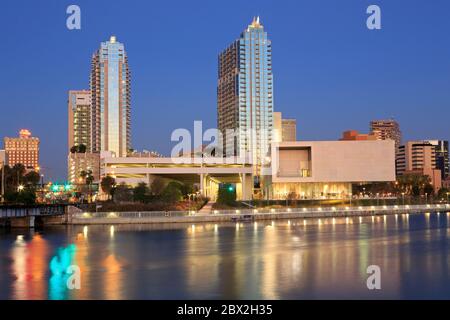 Museum of Art & Hillsborough River, Tampa, Florida, USA, Nordamerika Stockfoto