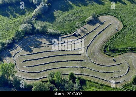 Frankreich, Territoire de Belfort, Bourbeuse-Tal, Heuschneiden, Luftaufnahme Stockfoto