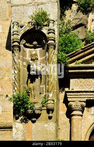 Frankreich, Finistere, Landerneau Daoulas Country, La Roche Maurice, Pfarrhaus, Kirche Saint Yves Stockfoto