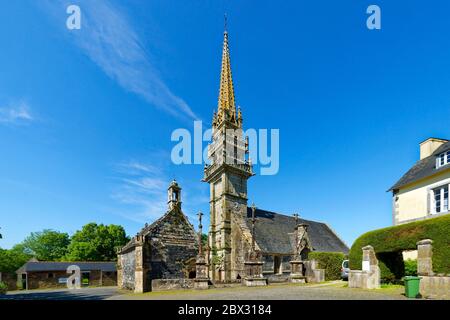 Frankreich, Finistere, Landerneau Daoulas Country, La Roche Maurice, Pfarrhaus, Kirche Saint Yves Stockfoto