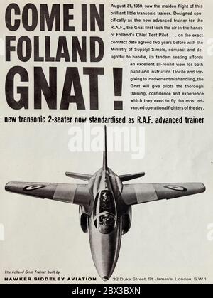 Vintage-Werbung für das britische Trainingsflugzeug Folland Gnat. Stockfoto