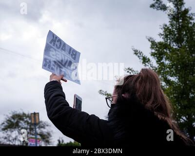 Juni 2020. Rochester, Kent. Vereinigtes Königreich. Unterstützer der Gruppe Black Lives Matter nehmen an einem friedlichen Protest in Rochester, Kent, Teil. Stockfoto